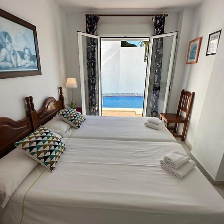 Spacious Family Villa Aljamar 8A Nerja Exterior photo