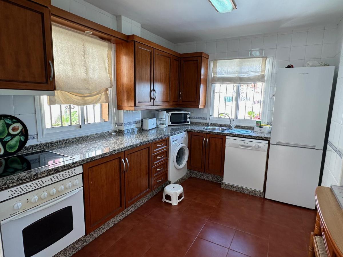 Spacious Family Villa Aljamar 8A Nerja Exterior photo