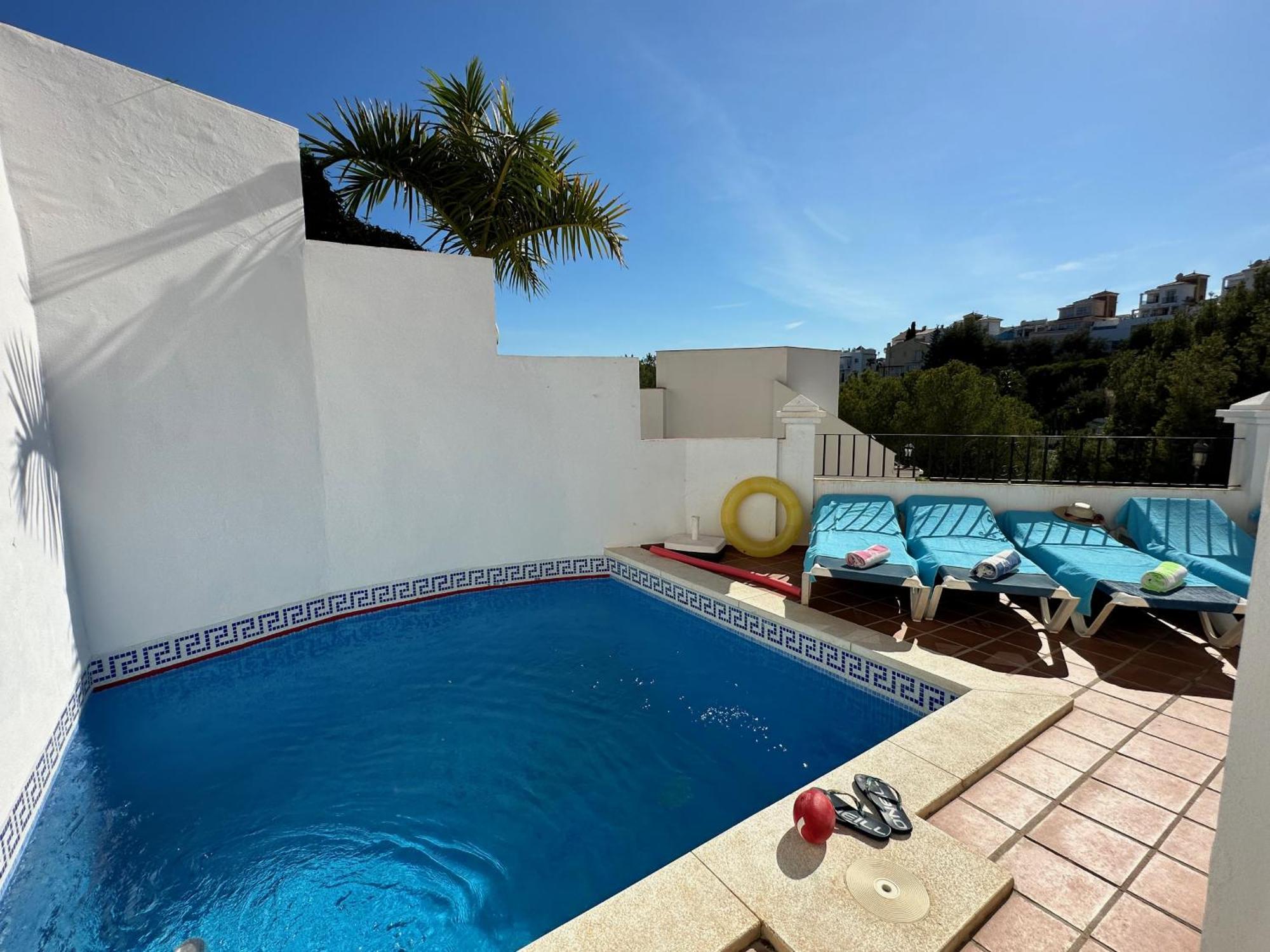 Spacious Family Villa Aljamar 8A Nerja Exterior photo
