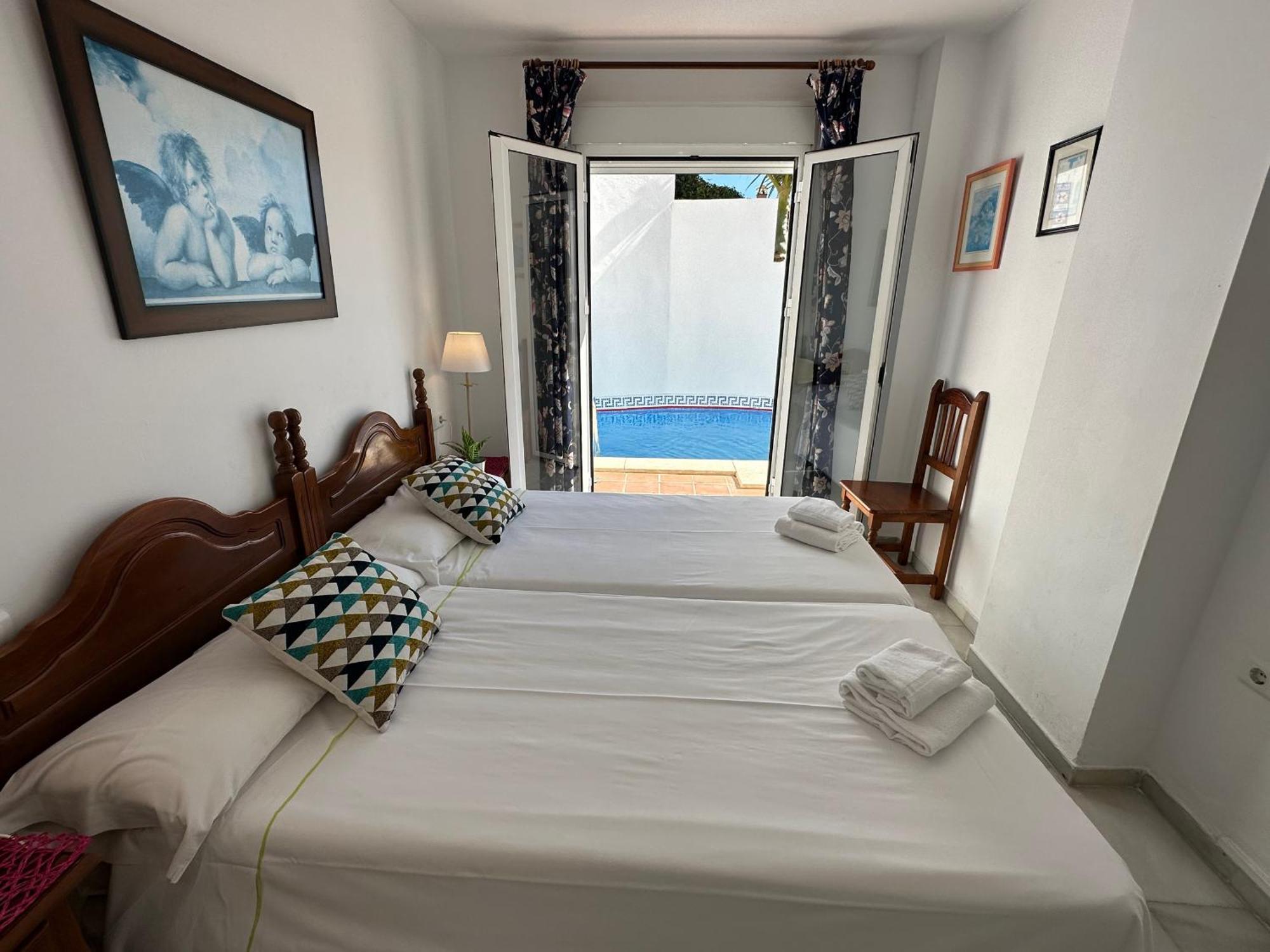 Spacious Family Villa Aljamar 8A Nerja Exterior photo