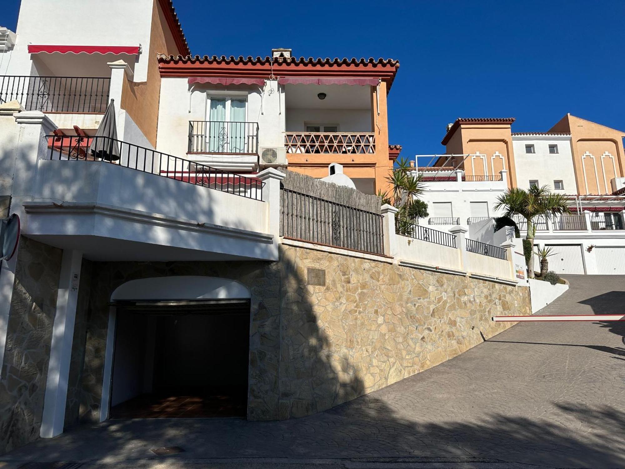 Spacious Family Villa Aljamar 8A Nerja Exterior photo