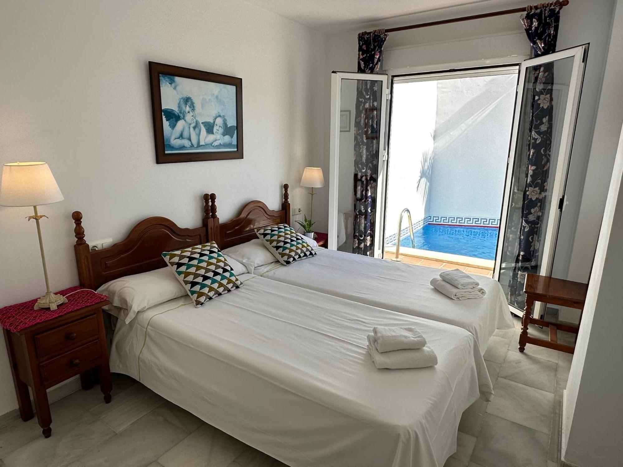 Spacious Family Villa Aljamar 8A Nerja Exterior photo